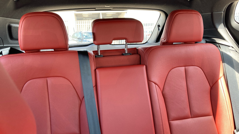 Volvo Xc40 1.5 T3 [163] Inscription 5dr Petrol Estate
